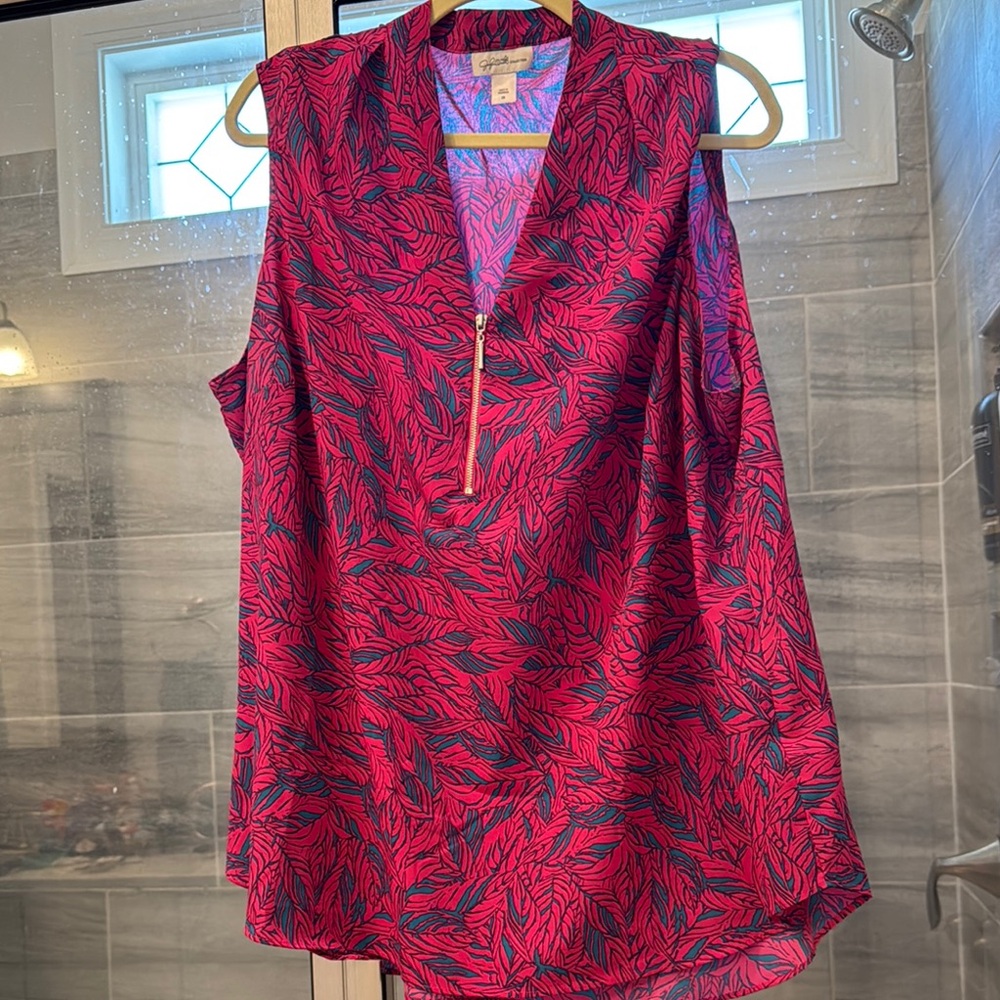 Sleeveless Red Leaf Print Blouse